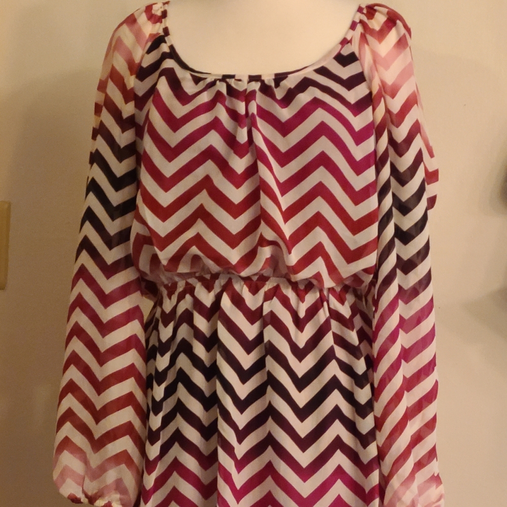 Accidentally in love size L purple/pink/white dress